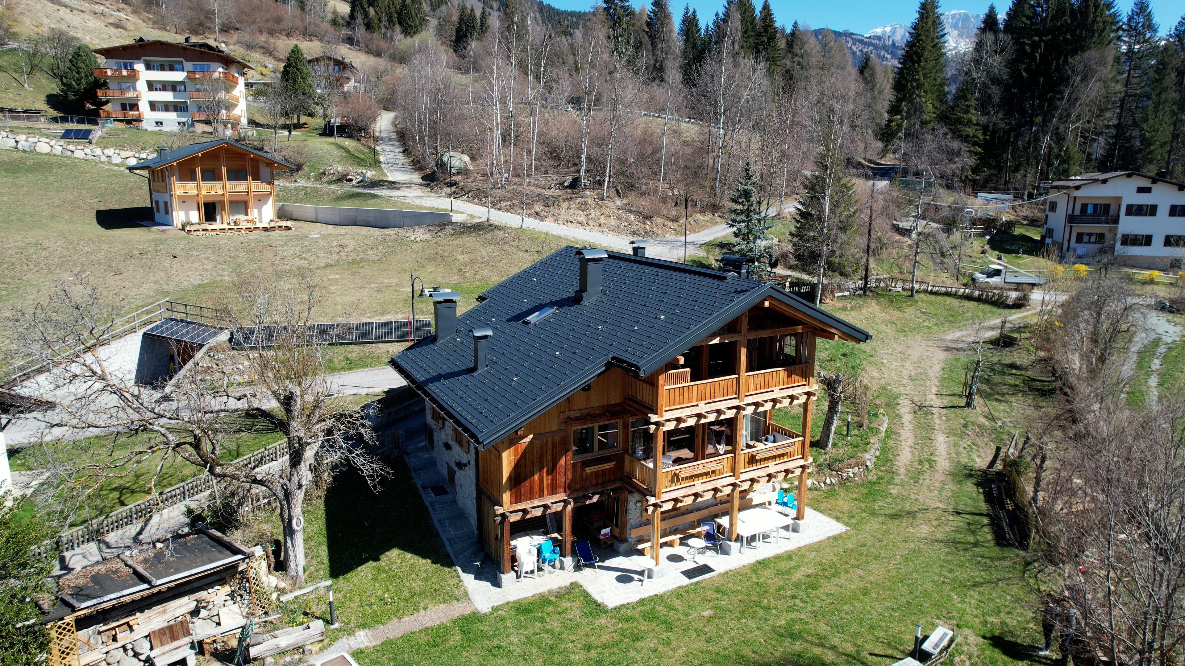 COPERTURA CON SCANDOLA HAUSHAUT